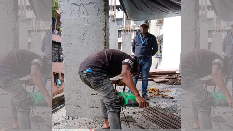 ऐरोली विभागातील अनधिकृत बांधकामावर पालिकेची कारवाई ऐरोली विभागातील अनधिकृत बांधकामावर पालिकेची कारवाई