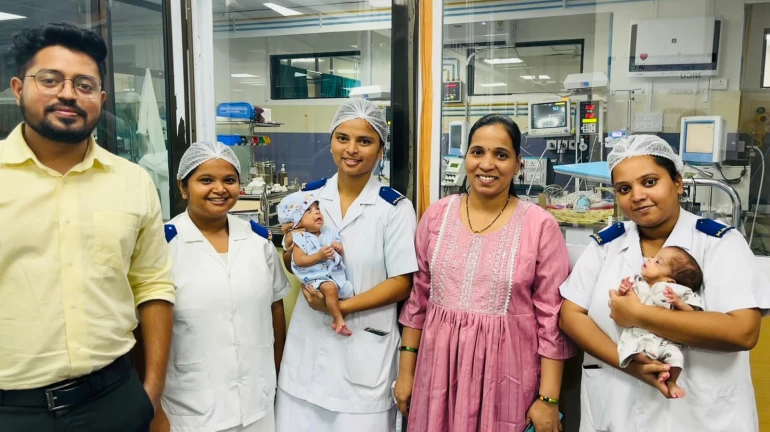 Navi Mumbai: NMMC Nerul Hospital treated newborn babies in NICU for 4 months and gave them life Navi Mumbai: NMMC Nerul Hospital treated newborn babies in NICU for 4 months and gave them life