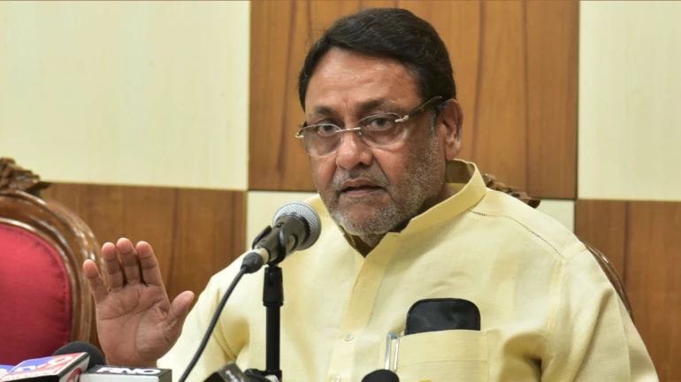 “राज्यपाल असल्याचा त्यांना विसर पडलाय का”, नवाब मलिकांनी भगतसिंह कोश्यारींना सुनावलं “राज्यपाल असल्याचा त्यांना विसर पडलाय का”, नवाब मलिकांनी भगतसिंह कोश्यारींना सुनावलं