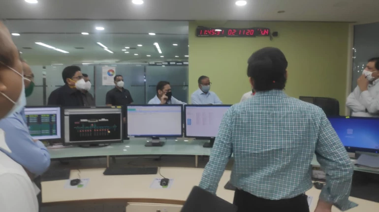 ऊर्जामंत्र्यांनी दिली टाटा वीज निर्मिती केंद्राला भेट ऊर्जामंत्र्यांनी दिली टाटा वीज निर्मिती केंद्राला भेट