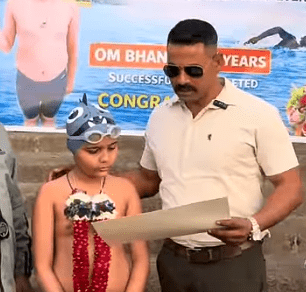 Eight-Year-Old Successfully Swims 17 Km in Arabian Sea Under Challenging Conditions
