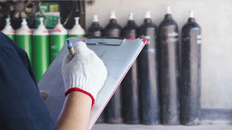 कोविड रुग्णसंख्येसोबतच ऑक्सिजनचा वापरही वाढला कोविड रुग्णसंख्येसोबतच ऑक्सिजनचा वापरही वाढला