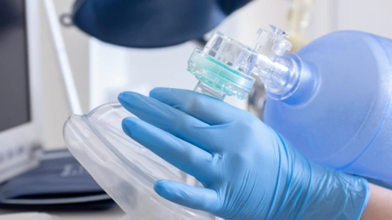 लढाई कोरोनाशी: शास्त्रीनगर रुग्णालयातली रात्र... लढाई कोरोनाशी: शास्त्रीनगर रुग्णालयातली रात्र...