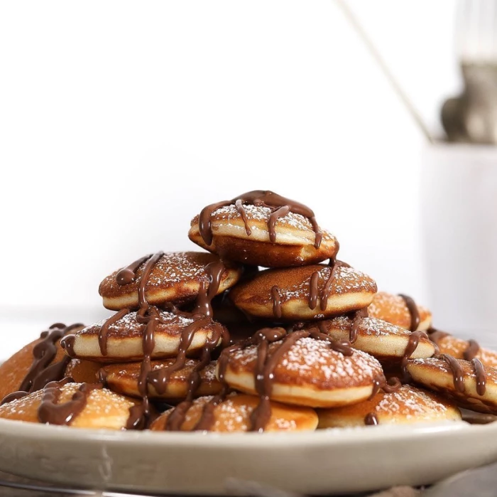 National Dessert Day 2023: Satisfy Your Sweet Tooth Cravings With These Feasts in Mumbai