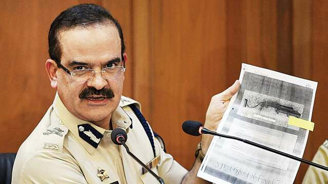 परमबीर सिंह यांना झटका, याचिकेवर सुनावणीस सर्वोच्च न्यायालयाचा नकार