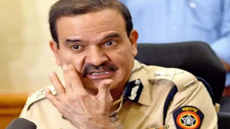 मुंबईचे माजी पोलीस आयुक्त परमबीर सिंह यांचं अखेर निलंबन मुंबईचे माजी पोलीस आयुक्त परमबीर सिंह यांचं अखेर निलंबन