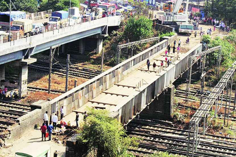 कल्याणचा पत्री पूल जानेवारी २०२१ पर्यंत खुला