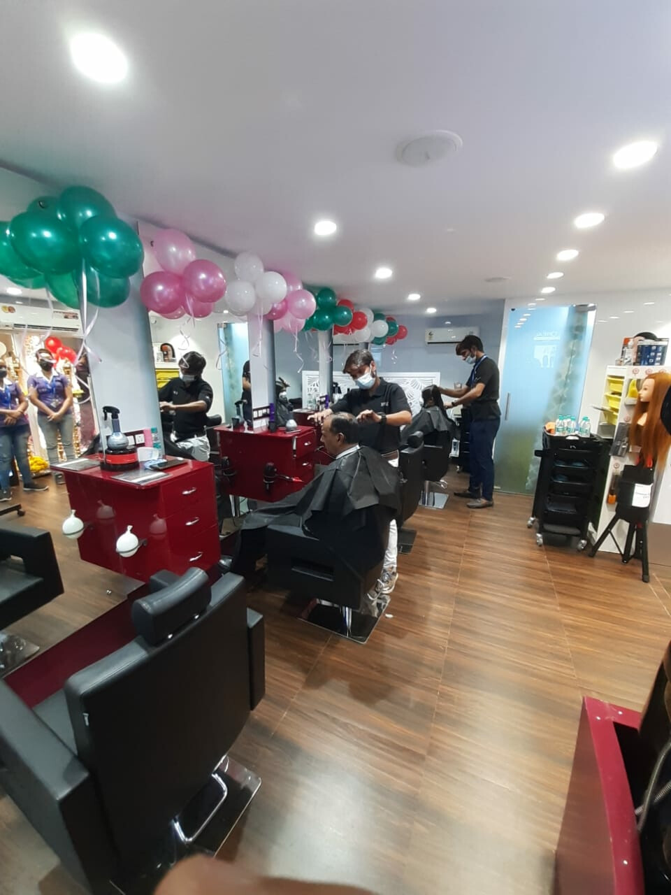 Mumbai: CSMT's First Of Its Kind "Personal Care Centers”