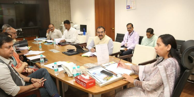 महिला सशक्तिकरण और सुरक्षा के जल्द ही 'पिंक रिक्शा' योजना  होगी शुरू