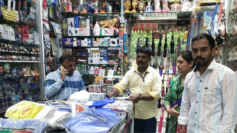 ठाणे- सिंगल यूज प्लास्टिक छापे में 22 किलो प्लास्टिक जब्त ठाणे- सिंगल यूज प्लास्टिक छापे में 22 किलो प्लास्टिक जब्त