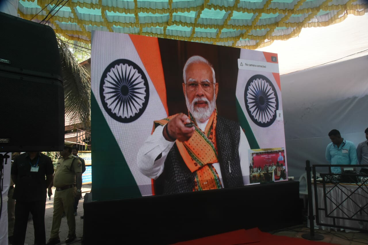 Mumbai: PM Narendra Modi digitally launches the renovation of 554 railway stations