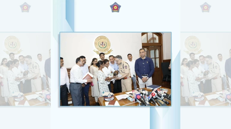 Mumbai Police rescues 487 missing children in 45 days under 'Mission Reunite' Mumbai Police rescues 487 missing children in 45 days under 'Mission Reunite'