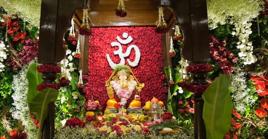 महाराष्ट्र-कैसी है नेताओं की गणपति!