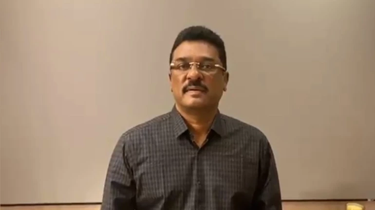 शालेय सहलीमुळे ST ची 127 कोटींची विक्रमी कमाई शालेय सहलीमुळे ST ची 127 कोटींची विक्रमी कमाई