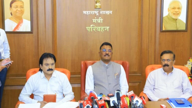 एक महीने में मराठी सीखने का मौका, नहीं तो तीन महीने के लिए बैज सस्पेंड – मंत्री प्रताप सरनाईक एक महीने में मराठी सीखने का मौका, नहीं तो तीन महीने के लिए बैज सस्पेंड – मंत्री प्रताप सरनाईक