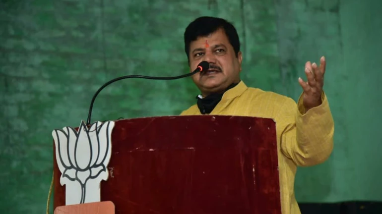 “५० टक्के मतंही न राखणाऱ्या महाविकास आघाडीचं भवितव्य काय?” “५० टक्के मतंही न राखणाऱ्या महाविकास आघाडीचं भवितव्य काय?”