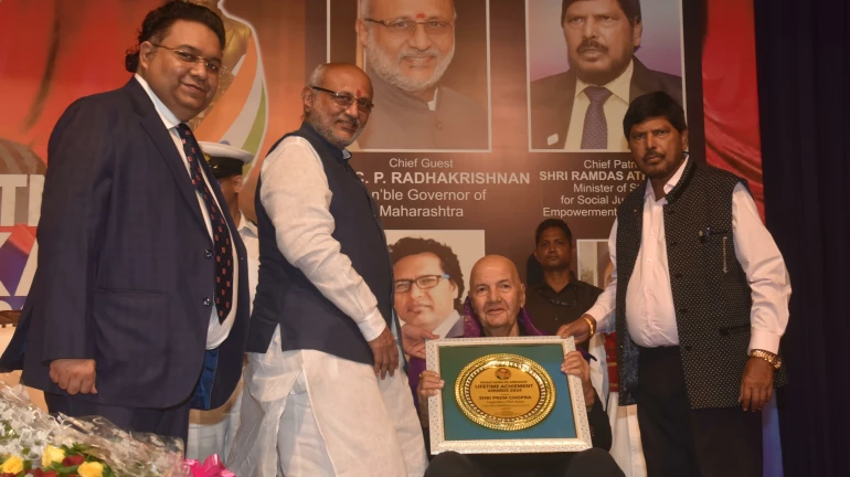 Maharashtra Governor presents Lifetime Achievement Award to filmstar Prem Chopra Maharashtra Governor presents Lifetime Achievement Award to filmstar Prem Chopra
