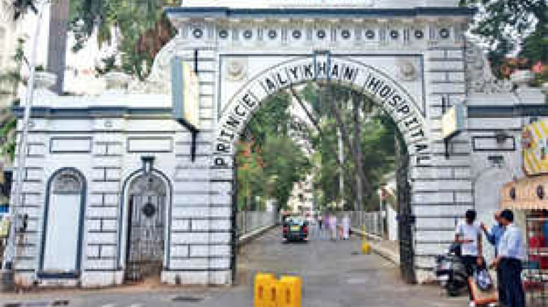 IIT-बॉम्बेकडून प्रिन्स अली खान हॉस्पिटल पाडण्याची शिफारस