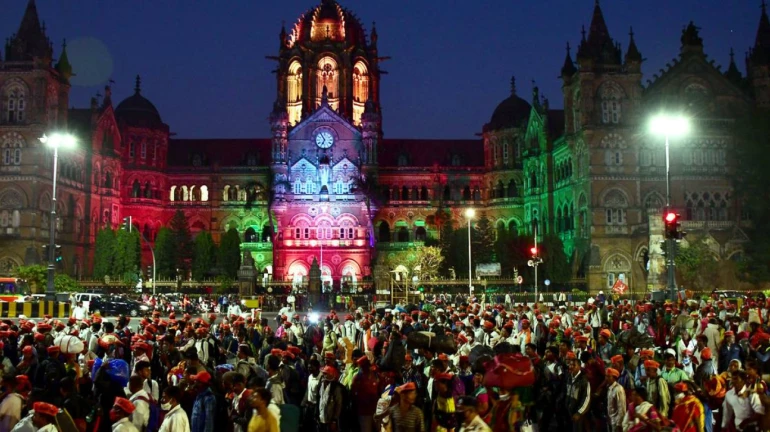 Sharad Pawar and other senior leaders to join farmers' rally at Azad Maidan Sharad Pawar and other senior leaders to join farmers' rally at Azad Maidan