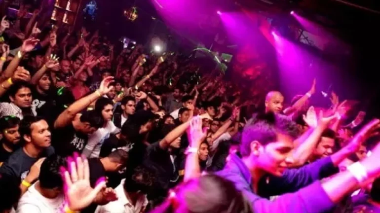 BMC raids popular clubs; Slaps penalty for flouting COVID rules