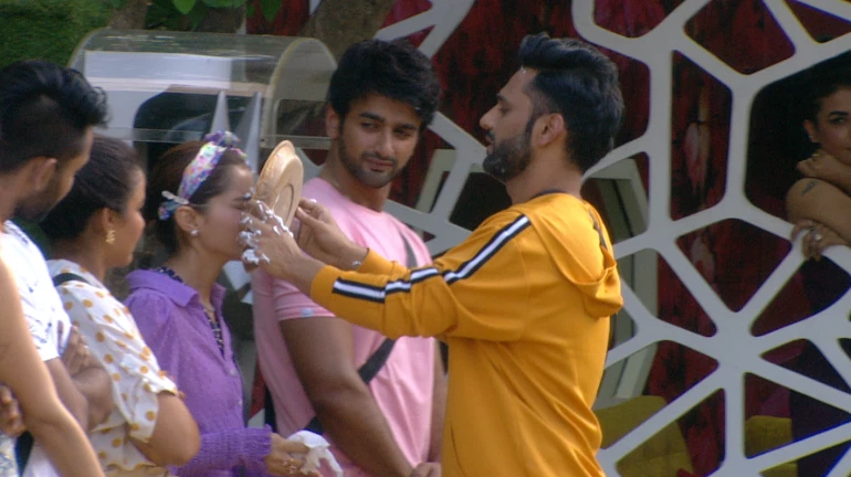 Bigg Boss 14: From nepotism to negativity, know which contestants get nominated tonight Bigg Boss 14: From nepotism to negativity, know which contestants get nominated tonight