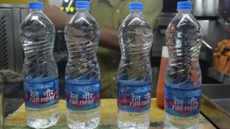 Pune faces inadequate supply of Railneer owing to Mumbai Pune faces inadequate supply of Railneer owing to Mumbai