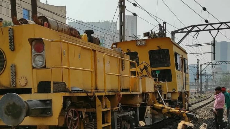 Central Railway carries out maintenance work