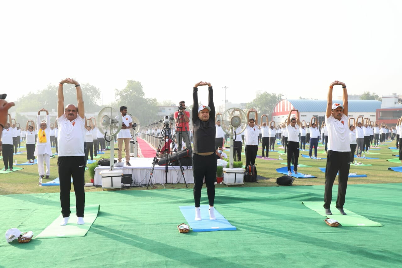 International Yoga Day: CR Raises Awareness About Benefits of Yoga