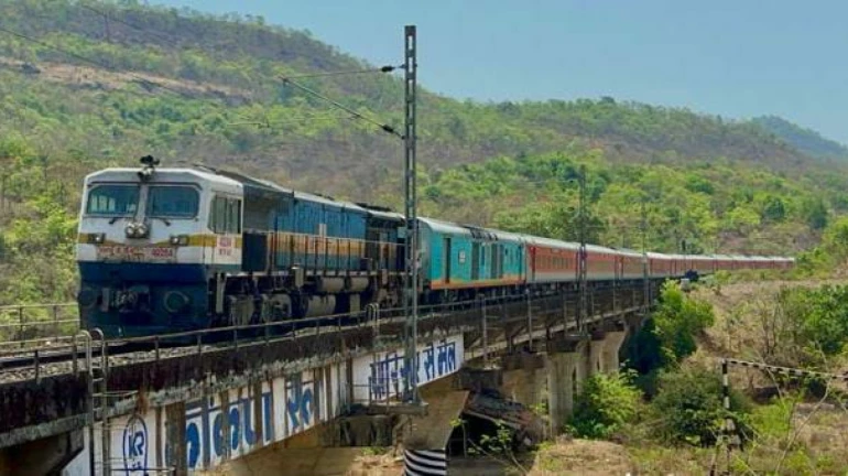 CR Runs Highest Number Of Summer Special Trains From Mumbai In 2022