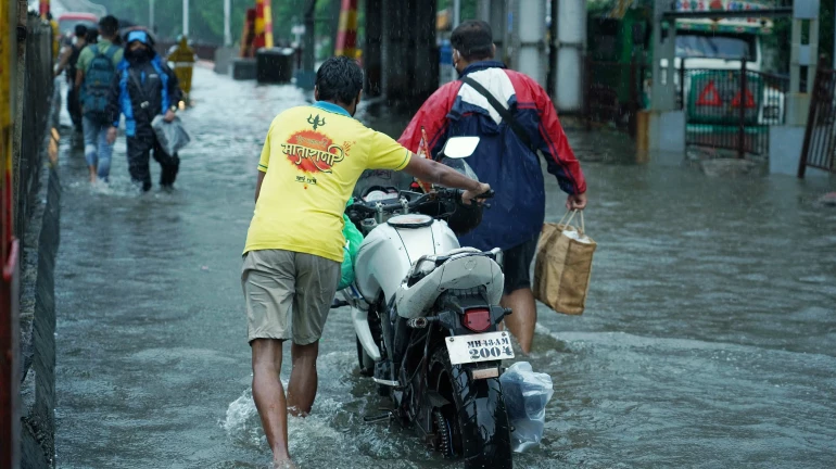Mumbai Rains Update: IMD Issues Heavy Rainfall Alert For Today Across City, Suburbs