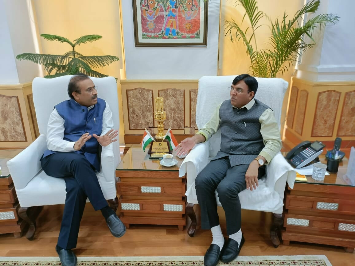 Here's what Rajesh Tope discussed with Mansukh Mandaviya in Delhi