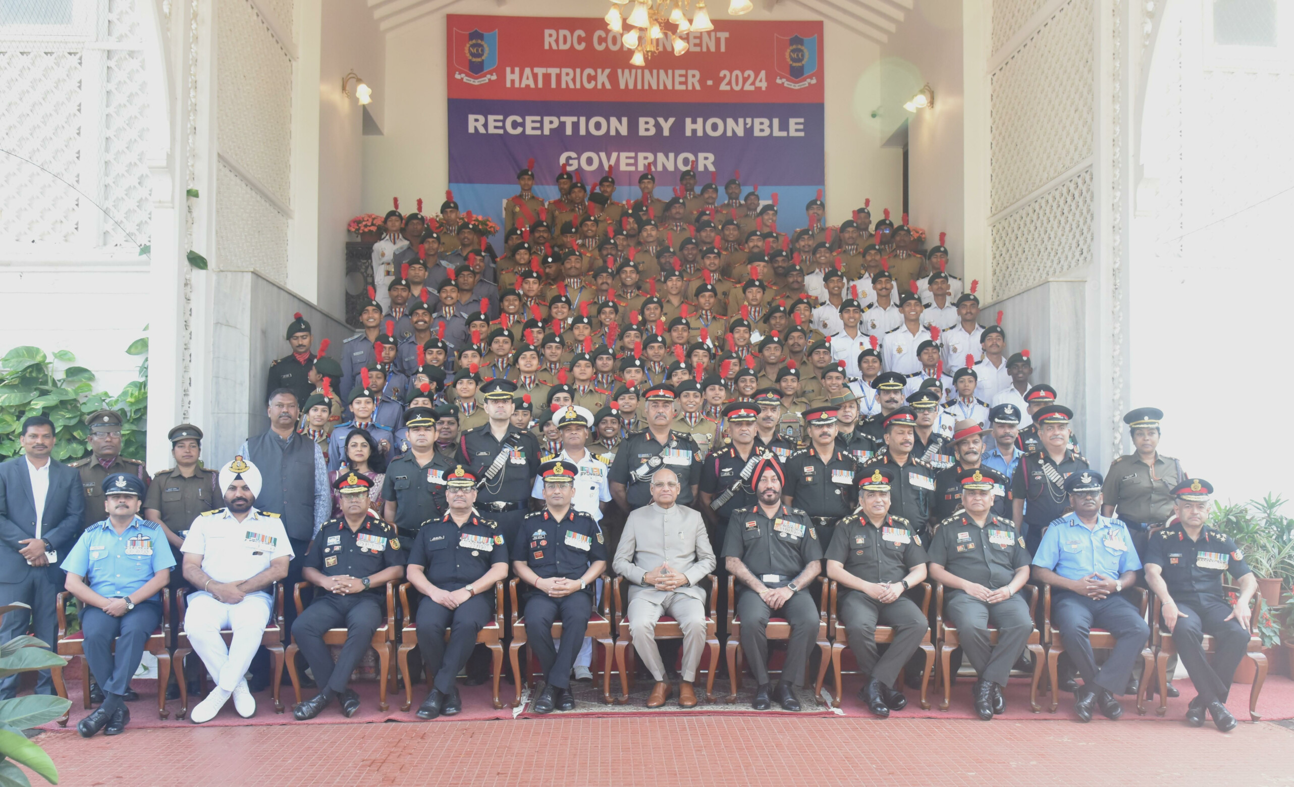 Maharashtra Governor pats NCC Cadets for bringing PM Banner for 3rd consecutive year