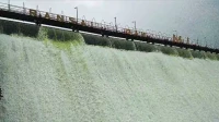 मुंबईच्या धरणक्षेत्रातील पाणीसाठ्यात वाढ मुंबईच्या धरणक्षेत्रातील पाणीसाठ्यात वाढ