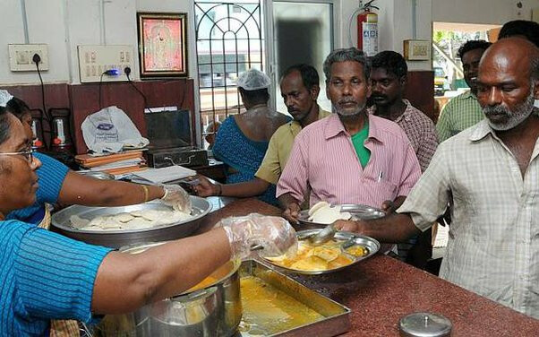 1 रुपये में नाश्ता और 10 रुपये में खाना!