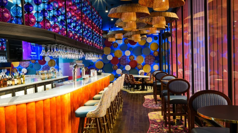 From Stumps to Sips: Mumbai's Hottest Restaurants for Cricket World Cup 2023 Screening!