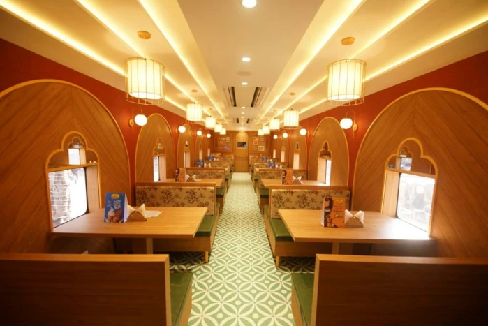 Central Railway’s “Restaurant on Wheels” – an innovative concept increasing passenger satisfaction