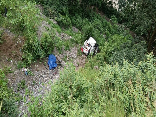 ऋषिकेश में वाहन हादसा, महाराष्ट्र के चार लोगों की मौत