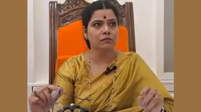 नम्रामुनी महाराजांविषयीच्या वक्तव्यावरून ट्रोल करणाऱ्यांना महापौर यांचे उत्तर नम्रामुनी महाराजांविषयीच्या वक्तव्यावरून ट्रोल करणाऱ्यांना महापौर यांचे उत्तर