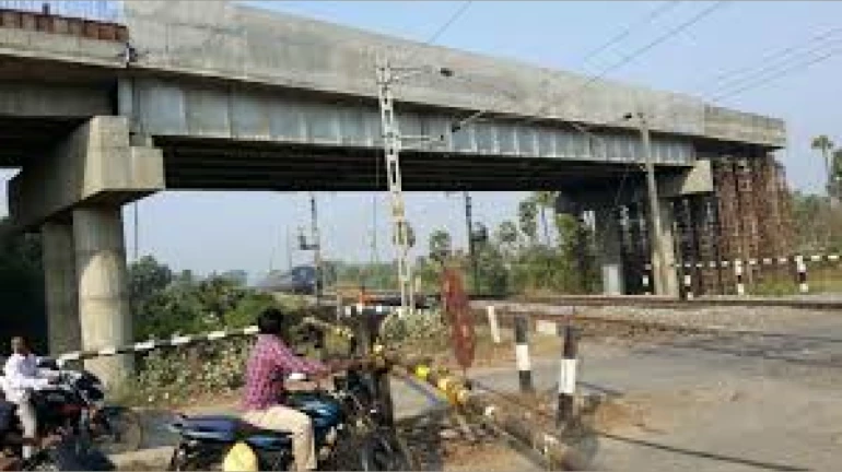 Patripool Rail Over Bridge girder launched in Kalyan Patripool Rail Over Bridge girder launched in Kalyan