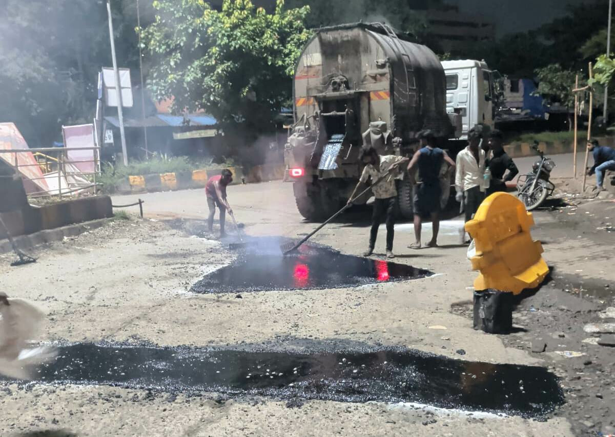 Ganeshotsav 2026: Navi Mumbai Civic Body Speeds Up Road Repair Work