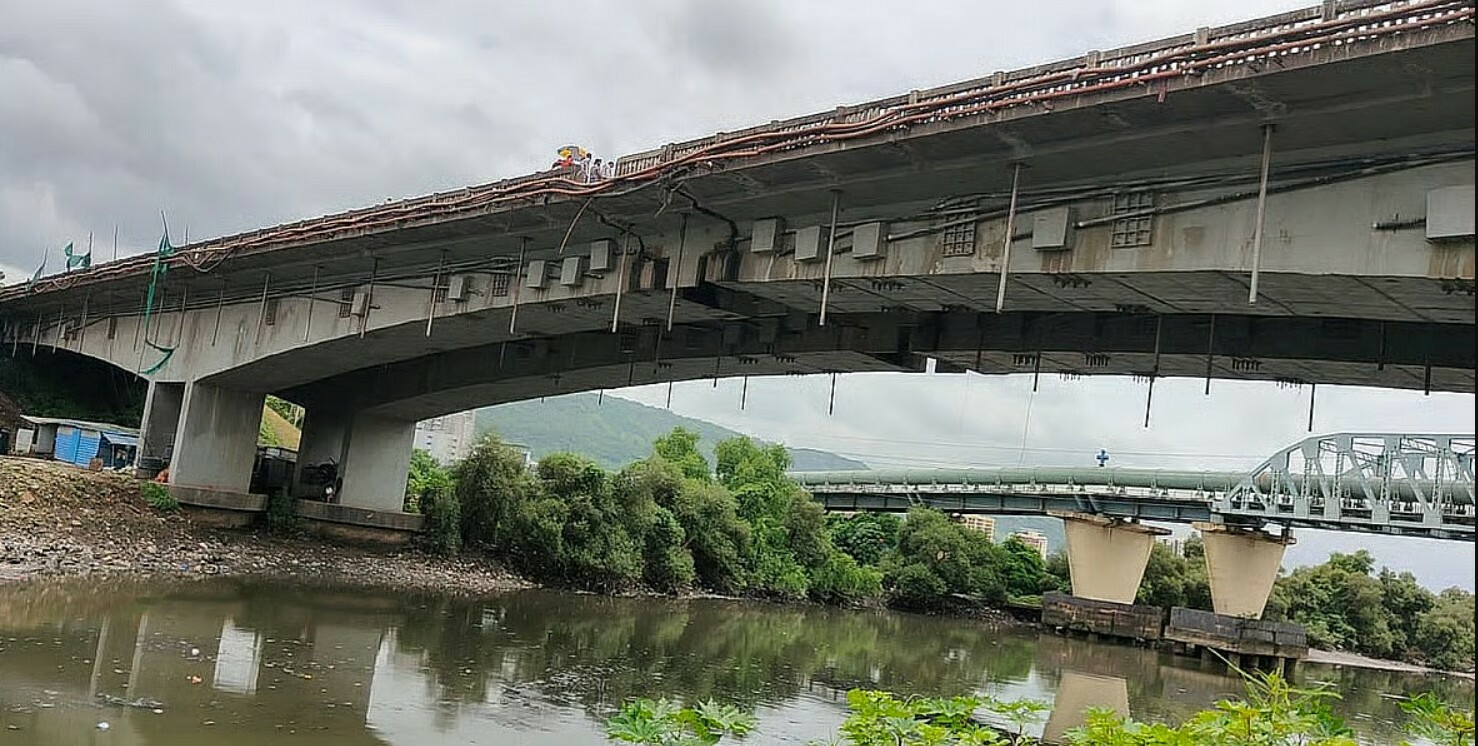 नवीन साकेत उड्डाणपूल खुला