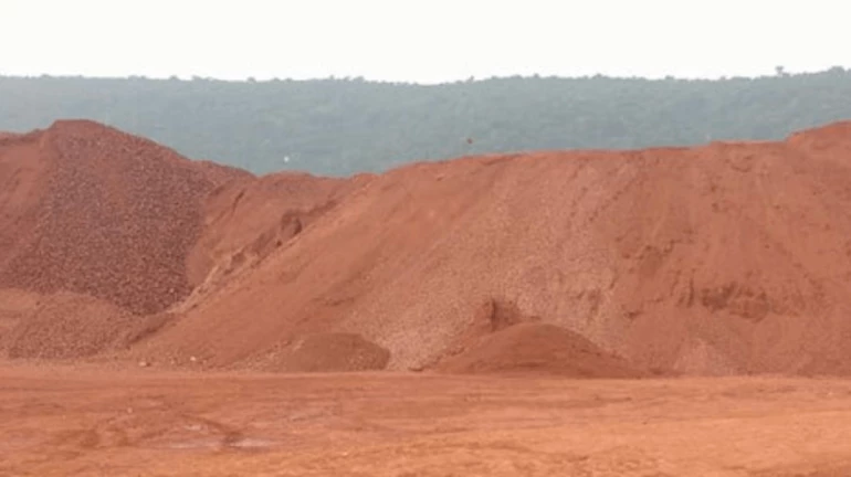 विरारमध्ये बेकायदेशीर वाळू उत्खनन विरारमध्ये बेकायदेशीर वाळू उत्खनन