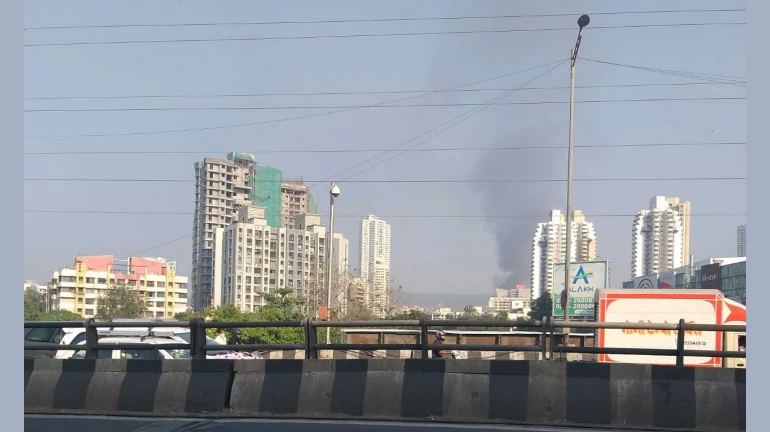 Massive fire breaks out at a Goregaon building