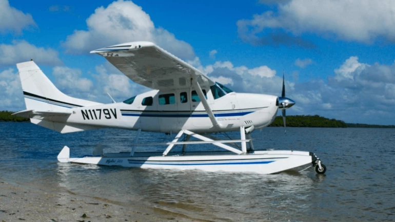 महाराष्ट्र सरकार 'सीप्लेन पर्यटन' पुन्हा सुरू करणार महाराष्ट्र सरकार 'सीप्लेन पर्यटन' पुन्हा सुरू करणार