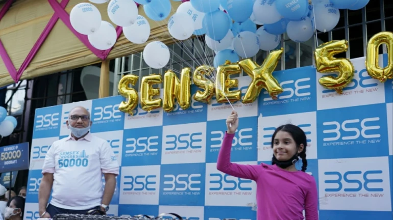 सेन्सेक्सचा विक्रम, प्रथमच ५० हजारांची पातळी ओलांडली सेन्सेक्सचा विक्रम, प्रथमच ५० हजारांची पातळी ओलांडली