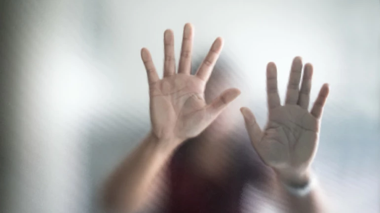 वेश्याव्यवसाय गुन्हा नाही! हायकोर्टाने केली ‘त्या’ तिघींची सुटका वेश्याव्यवसाय गुन्हा नाही! हायकोर्टाने केली ‘त्या’ तिघींची सुटका