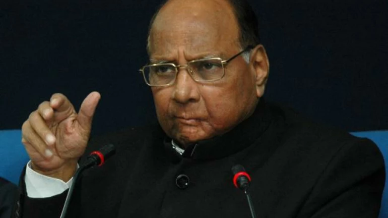 Pune: Sharad Pawar takes hold of rise in COVID-19 cases Pune: Sharad Pawar takes hold of rise in COVID-19 cases