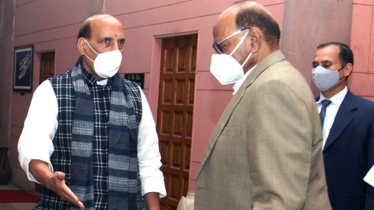 Sharad Pawar meets Rajnath Singh regarding the developments on the proposed Purandar Airport Sharad Pawar meets Rajnath Singh regarding the developments on the proposed Purandar Airport