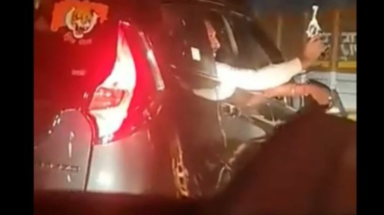 'या' शिवसैनिकावर कारवाई करा, इम्तियाज जलील यांची मागणी 'या' शिवसैनिकावर कारवाई करा, इम्तियाज जलील यांची मागणी