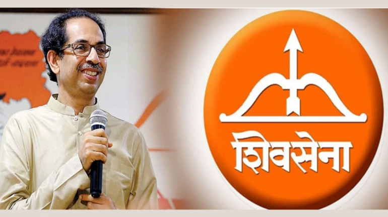 शिवसेनेच्या धनुष्यबाणाचा इतिहास जाणून घ्या, बाळासाहेबांचा 'हा' होता हेतू शिवसेनेच्या धनुष्यबाणाचा इतिहास जाणून घ्या, बाळासाहेबांचा 'हा' होता हेतू